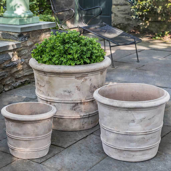 Add Outdoor Charm with Campania Statuary, Fountains and Decorative Planters