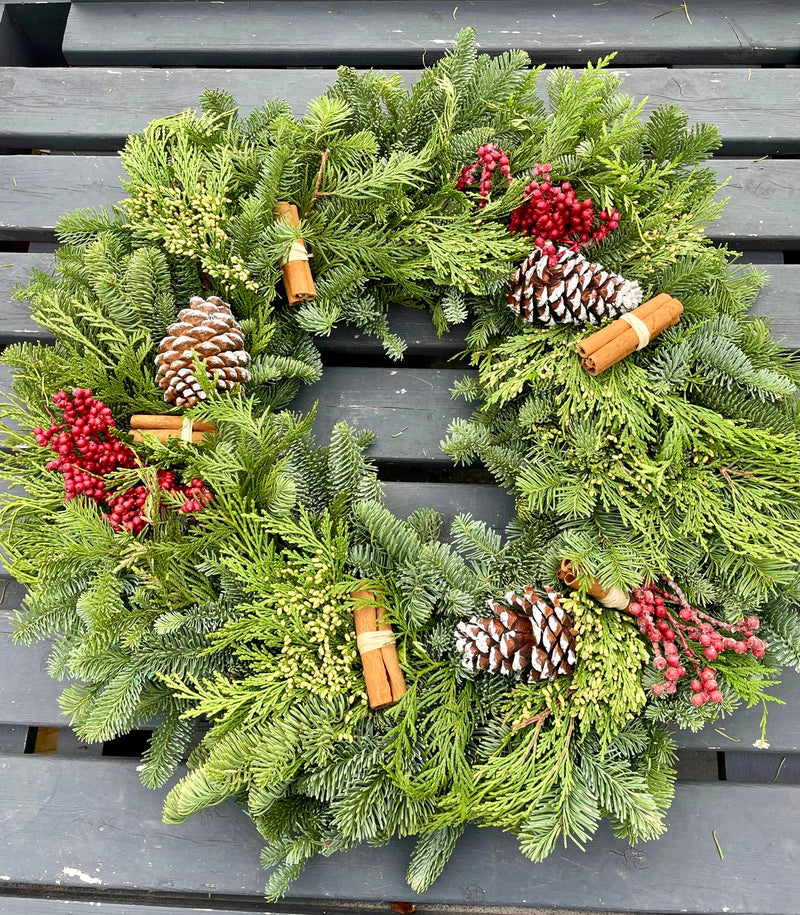 Premium Wreath with Cinnamon Sticks